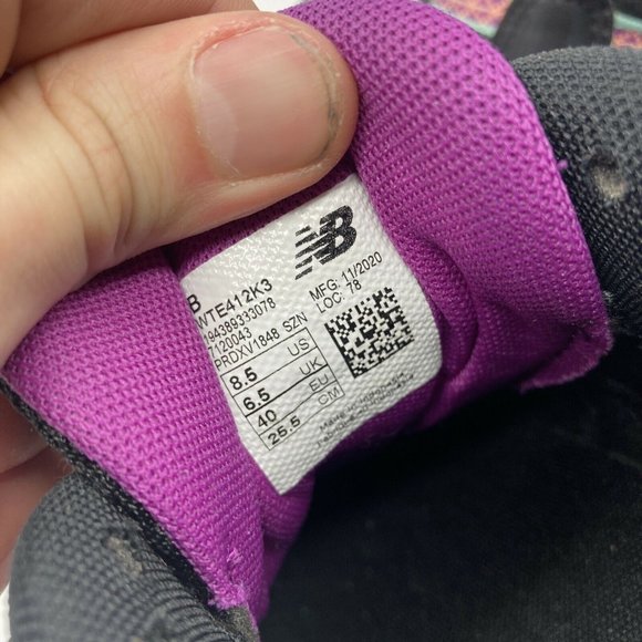 New Balance 412v3 Womens Hiking Trail Shoes Black Size 8.5B EU 40 - Picture 3 of 9